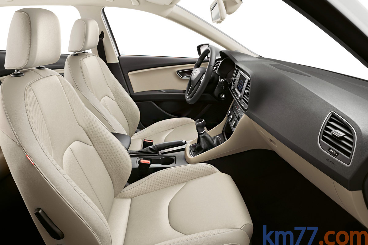SEAT Le&oacute;n Gama Le&oacute;n ST Turismo familiar Interior Asientos 5 puertas