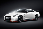 Nissan GT-R GT-R Nismo GT-R Nismo Coup&eacute; Exterior Frontal-Lateral 2 puertas