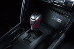 Nissan GT-R GT-R Nismo GT-R Nismo Coup&eacute; Interior Palanca de Cambios 2 puertas