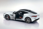 Jaguar F-Type R Coup&eacute; V8 5.0 S/C 550 CV R V8 Coup&eacute; Coup&eacute; Polaris White Exterior Cenital-Lateral-Posterior 2 puertas