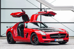 Mercedes-Benz SLS AMG SLS AMG GT FINAL EDITION Gama SLS AMG GT Coup&eacute; Exterior Lateral-Frontal 2 puertas