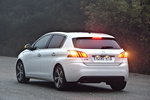 Peugeot 308 1.6 THP 125 CV Allure Turismo Blanco Banquise Exterior Posterior-Lateral 5 puertas