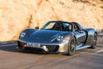 Porsche 918 Spyder Gama 918 Spyder Gama 918 Spyder Descapotable Plata Liquid Metalizado Exterior Frontal-Lateral 2 puertas