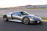 Porsche 918 Spyder Gama 918 Spyder Gama 918 Spyder Descapotable Plata Liquid Metalizado Exterior Lateral-Frontal 2 puertas