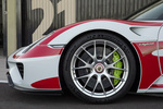 Porsche 918 Spyder Gama 918 Spyder Weissach Package Gama 918 Spyder Weissach Package Descapotable Blanco Salzburg Racing Design Exterior Frontal-Lateral 2 puertas