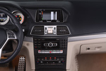 Mercedes-Benz Clase E E 250 CDI Cabrio Aut 204 CV Paquete Deportivo AMG Descapotable Interior Consola Central 2 puertas