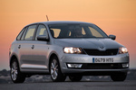 Skoda Spaceback 1.2 TSI 105 CV Green Tec Ambition Turismo Plata Brillante Metalizado Exterior Frontal-Lateral 5 puertas