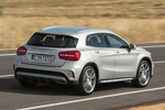 Mercedes-Benz Clase GLA GLA 45 AMG GLA 45 AMG Todo terreno Plata Polar Metalizado Exterior Posterior-Lateral 5 puertas