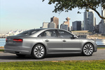 Audi A8 hybrid (245 CV) Gama A8 Turismo Exterior Posterior-Lateral 4 puertas