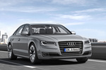 Audi A8 hybrid (245 CV) Gama A8 Turismo Exterior Lateral-Frontal 4 puertas