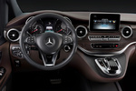 Mercedes-Benz Clase V V 250 BlueTEC 190 CV AVANTGARDE L Monovolumen Interior Volante 4 puertas