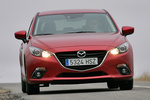 Mazda Mazda3 5p SKYACTIV-G 1.5 100 CV Style Turismo Soul Red Metallic Exterior Frontal 5 puertas