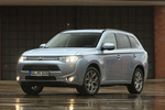 Mitsubishi Outlander Outlander PHEV Outlander PHEV Todo terreno Exterior Frontal-Lateral 5 puertas