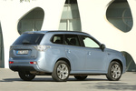 Mitsubishi Outlander Outlander PHEV Outlander PHEV Todo terreno Exterior Posterior-Lateral 5 puertas
