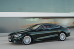 Mercedes-Benz Clase S S 500 4MATIC Coup&eacute; Gama Clase S Coup&eacute; Coup&eacute; Emerald Green Exterior Frontal-Lateral 2 puertas