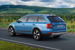 Skoda Scout Gama Scout Gama Scout Turismo familiar Azul Race Metalizado Exterior Posterior-Lateral 5 puertas