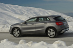 Mercedes-Benz Clase GLA GLA 200 CDI Gama GLA Todo terreno Designo gris monta&ntilde;a magno Exterior Lateral 5 puertas