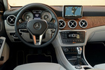 Mercedes-Benz Clase GLA GLA 200 CDI Gama GLA Todo terreno Interior Salpicadero 5 puertas