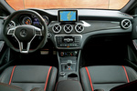 Mercedes-Benz Clase GLA GLA 45 AMG GLA 45 AMG Todo terreno Interior Salpicadero 5 puertas