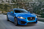 Jaguar XF XFR-S Sportbrake 5.0 V8 550 CV XFR-S Sportbrake Turismo familiar Exterior Lateral-Frontal 5 puertas