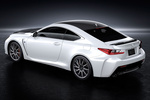 Lexus RC RC F RC F (Paquete carbono) Coup&eacute; Exterior Lateral-Posterior 2 puertas