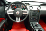 Ford Mustang Coup&eacute; Interior Volante 2 puertas