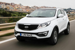 KIA Sportage Gama Sportage Gama Sportage Todo terreno Deluxe White Exterior Frontal-Lateral 5 puertas