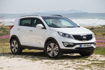 KIA Sportage Gama Sportage Gama Sportage Todo terreno Deluxe White Exterior Lateral-Frontal 5 puertas