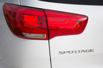 KIA Sportage Gama Sportage Gama Sportage Todo terreno Deluxe White Exterior Pilotos 5 puertas