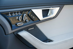 Jaguar F-Type S Coup&eacute; V6 3.0 S/C 381 CV S V6 Coup&eacute; Coup&eacute; Interior Puerta 2 puertas