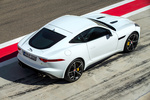 Jaguar F-Type R Coup&eacute; V8 5.0 S/C 550 CV R V8 Coup&eacute; Coup&eacute; Polaris White Exterior Cenital-Posterior-Lateral 2 puertas