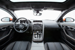 Jaguar F-Type R Coup&eacute; V8 5.0 S/C 550 CV R V8 Coup&eacute; Coup&eacute; Interior Salpicadero 2 puertas