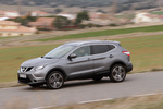 Nissan Qashqai 1.6 dCi 130 CV 4x2 Tekna Todo terreno Gris Exterior Lateral 5 puertas