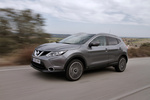 Nissan Qashqai 1.6 dCi 130 CV 4x2 Tekna Todo terreno Gris Exterior Frontal-Lateral 5 puertas