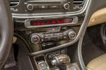 KIA Optima Gama Optima Gama Optima Turismo Interior Consola Central 4 puertas