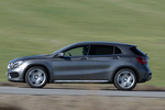 Mercedes-Benz Clase GLA GLA 220 CDI 4MATIC 7G-DCT Gama GLA Todo terreno Designo gris monta&ntilde;a magno Exterior Lateral 5 puertas
