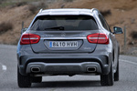 Mercedes-Benz Clase GLA GLA 220 CDI 4MATIC 7G-DCT Gama GLA Todo terreno Designo gris monta&ntilde;a magno Exterior Posterior 5 puertas