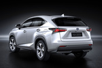 Lexus NX NX 300h Luxury Todo terreno Exterior Lateral-Posterior 5 puertas