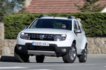 Dacia Duster dCi 110 4x4 Laureate Todo terreno Blanco Glaciar Exterior Frontal-Lateral 5 puertas