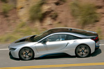 BMW i8 Gama i8 Gama i8 Coup&eacute; Ionic Silver con acentuaci&oacute;n BMW i Blau Exterior Lateral 3 puertas