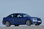 BMW Serie 2 220i Coupe 184 CV Aut. Paquete deportivo M Coup&eacute; Estoril Blue Exterior Lateral-Frontal 2 puertas
