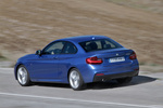 BMW Serie 2 220i Coupe 184 CV Aut. Paquete deportivo M Coup&eacute; Estoril Blue Exterior Lateral-Posterior 2 puertas