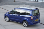 Ford Tourneo Courier Gama Tourneo Courier Gama Tourneo Courier Veh&iacute;culo comercial Exterior Lateral-Posterior 5 puertas