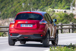 Nissan Juke Gama Juke Gama Juke Todo terreno Rojo s&oacute;lido Exterior Lateral-Posterior 5 puertas