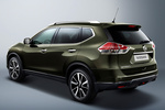 Nissan X-Trail Gama X-Trail Gama X-Trail Todo terreno Verde Titanium Exterior Lateral-Posterior 5 puertas