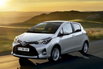 Toyota Yaris hybrid Advance Turismo Blanco Glaciar Perlado Exterior Lateral-Frontal 5 puertas