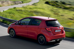 Toyota Yaris Feel! Feel! Turismo Rojo Classic Exterior Lateral-Posterior 5 puertas