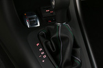Alfa Romeo Giulietta 1.7 TBi 240 CV TCT Quadrifoglio Verde Quadrifoglio Verde Turismo Rojo 8C Competizione Interior Palanca de Cambios 5 puertas