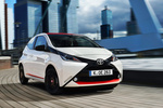 Toyota Aygo Paquete x-line Paquete x-line Turismo x-blanco Exterior Lateral-Frontal 5 puertas