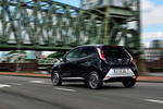 Toyota Aygo 5p 1.0 VVT-i 69 CV x-clusiv Turismo x-negro Exterior Lateral-Posterior 5 puertas